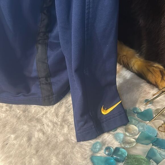 Nike California pullover XL (1300) - Picture 3 of 6